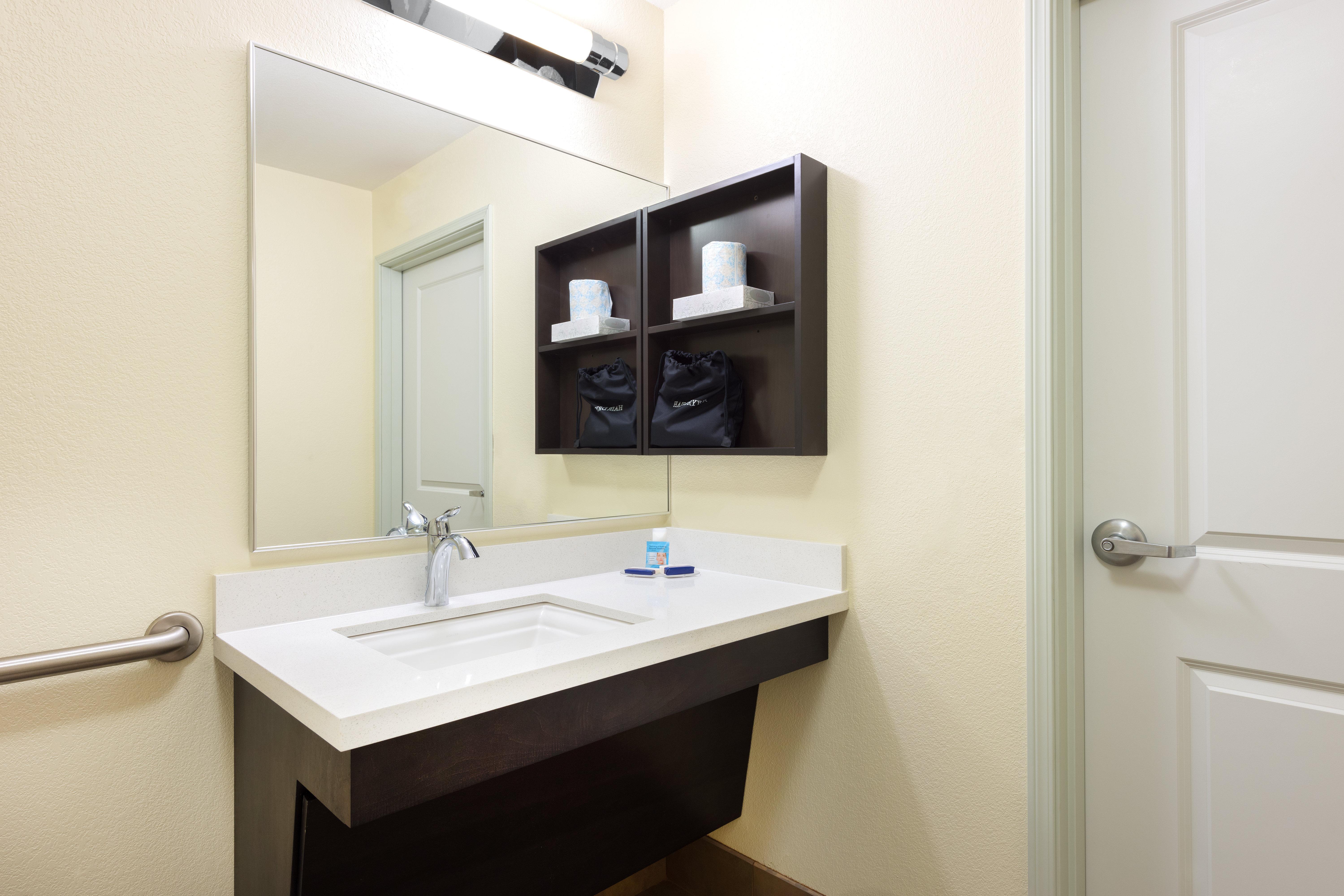 Candlewood Suites Columbia Hwy 63 & I-70 By Ihg Dış mekan fotoğraf
