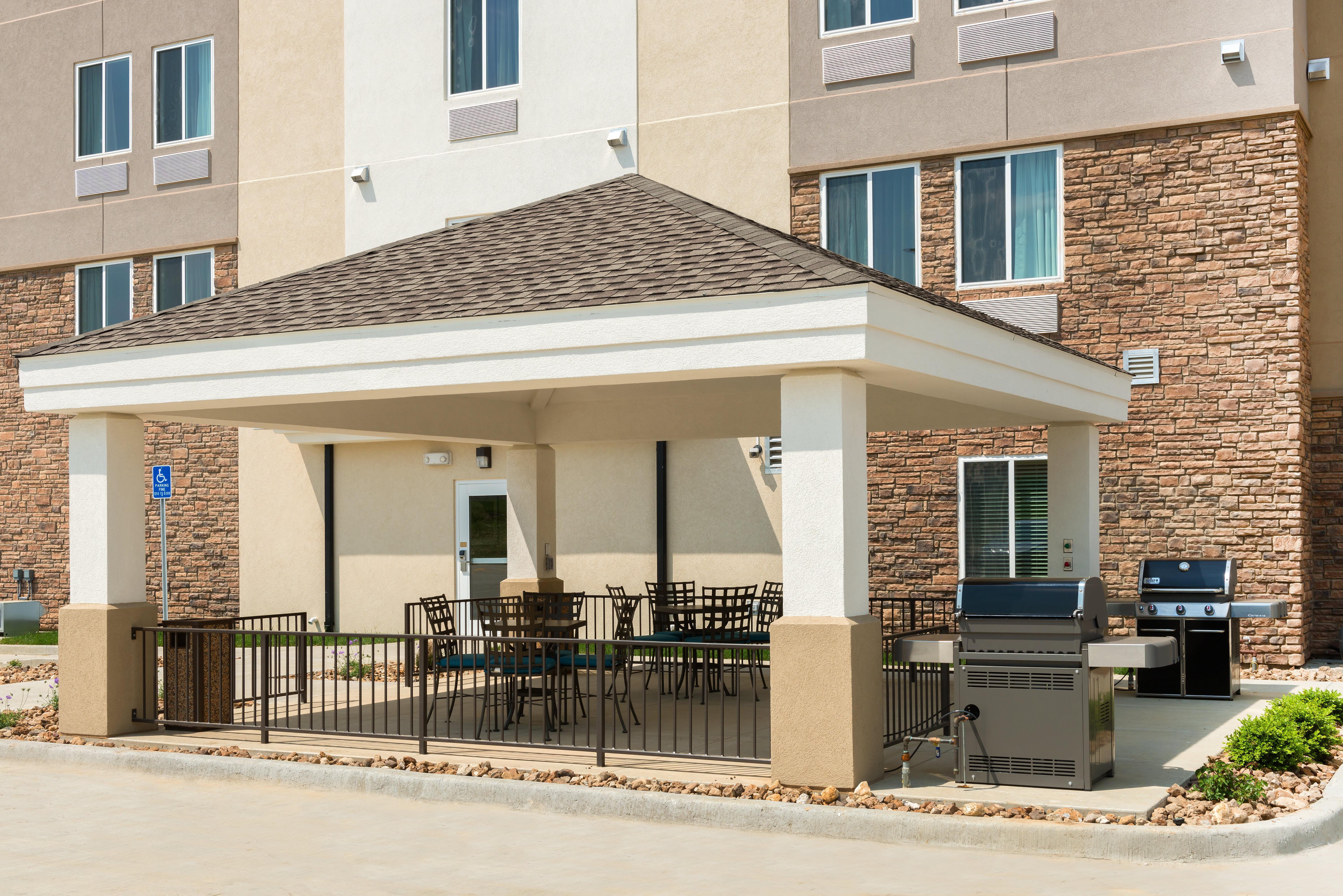 Candlewood Suites Columbia Hwy 63 & I-70 By Ihg Dış mekan fotoğraf